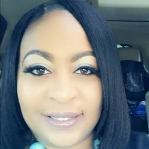 Meet your Posher, Monica